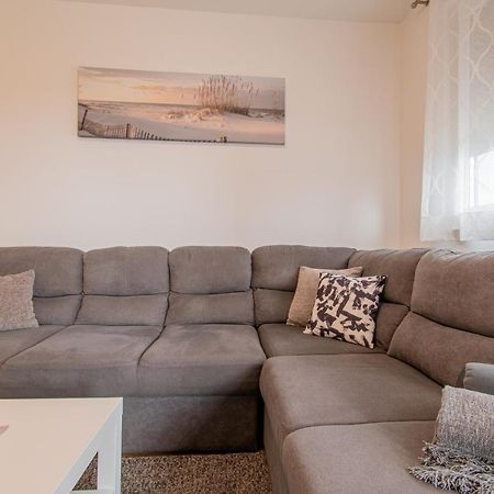 Flexible Selfcheckins 42 - Zagreb - Luxury - Garage Parking - Loggia - Brand New Leilighet Eksteriør bilde
